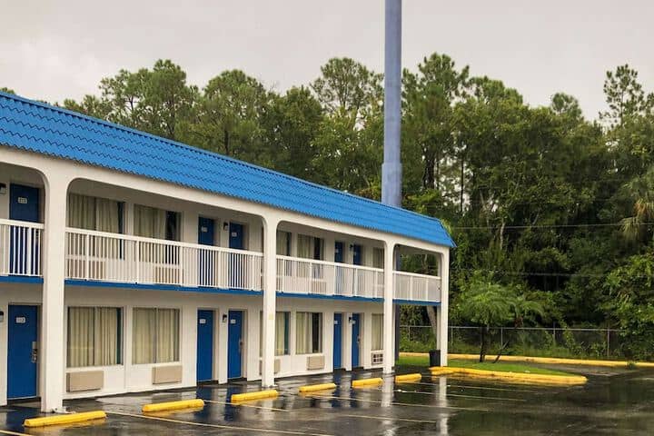 Hotel 12 of 30
